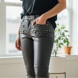 Zara Metallic Silver  Skinny Jeans with zipper details!  Size USA 2